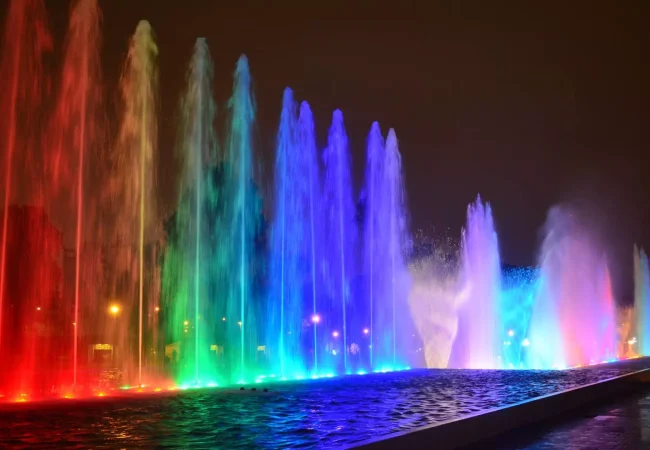 circuito-magico-del-agua-y-cena-show-waman-adventures-peru-lima-peru-1